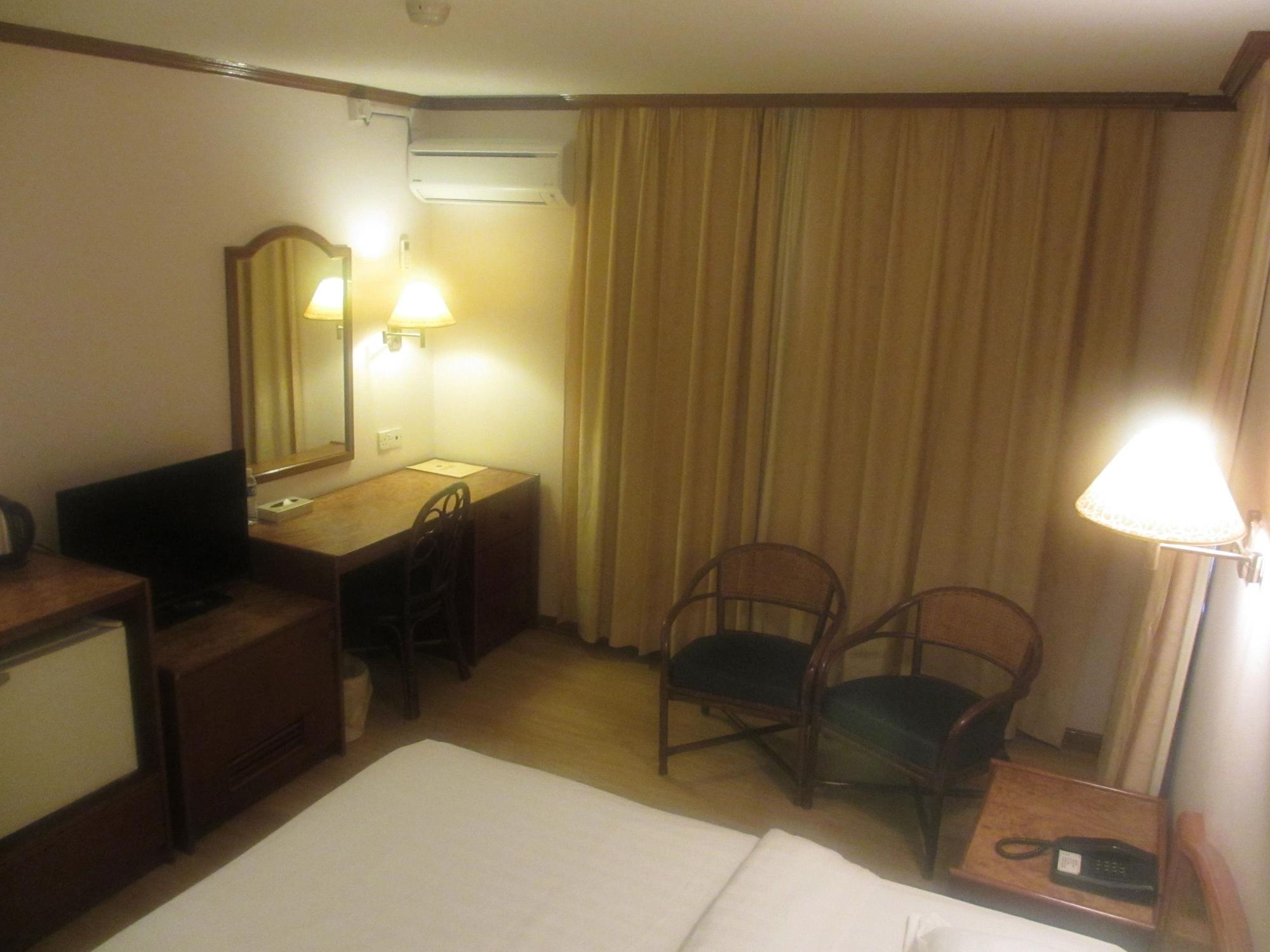 Sanbay Hotel SDK Екстериор снимка