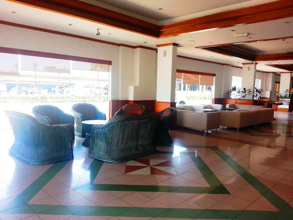 Sanbay Hotel SDK Екстериор снимка