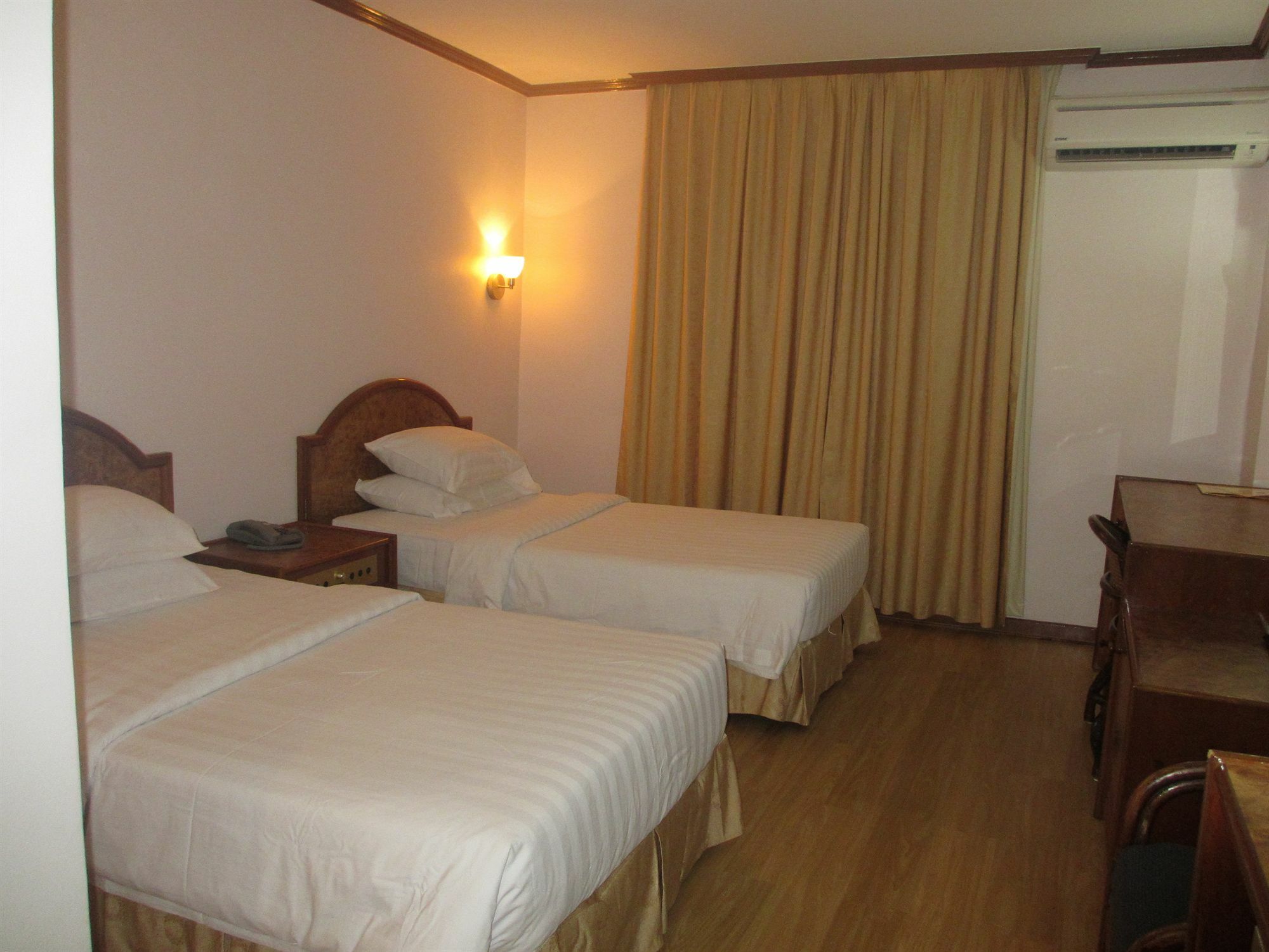 Sanbay Hotel SDK Екстериор снимка