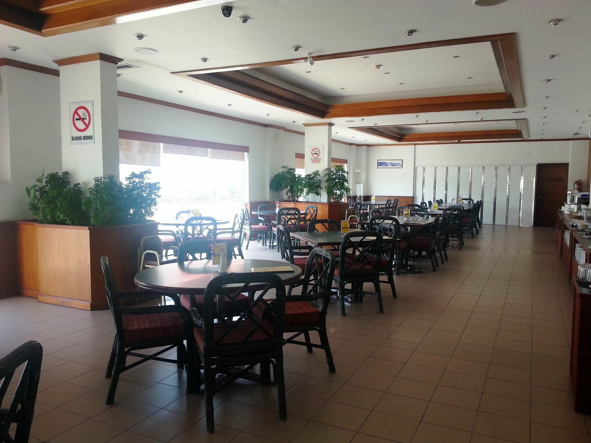 Sanbay Hotel SDK Екстериор снимка