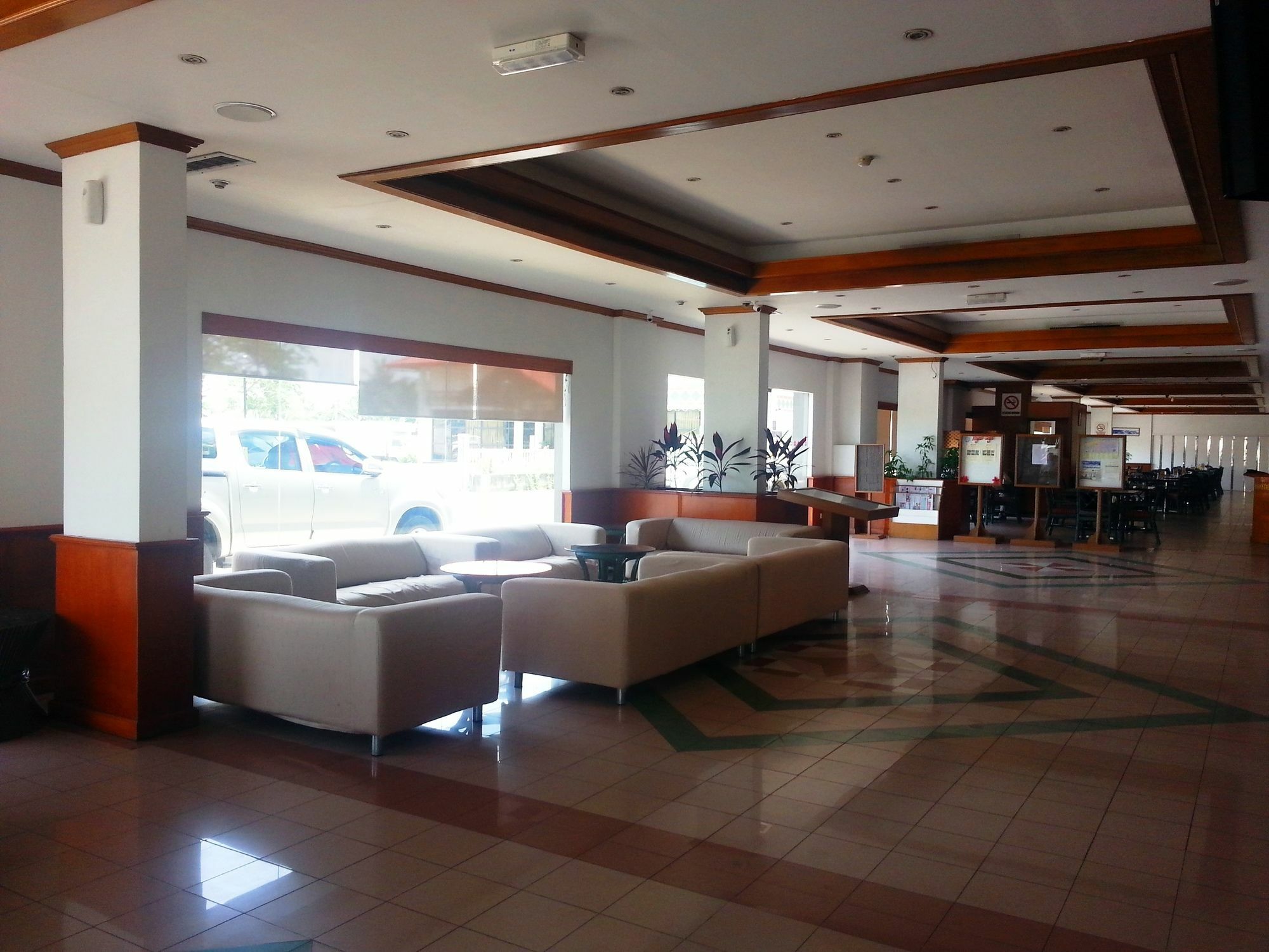 Sanbay Hotel SDK Екстериор снимка